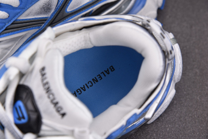 Ba*len*cia*ga runner