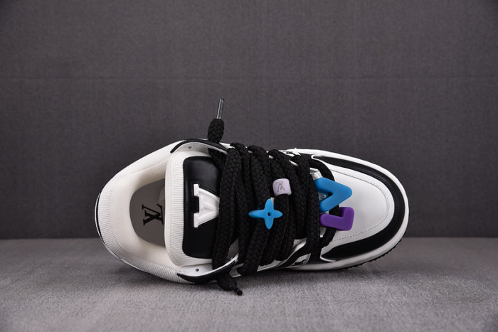 l&v trainer maxi black