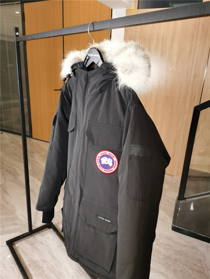 Can*a Go*e down jacket