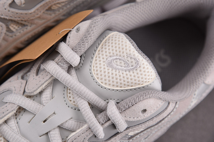 ASICS Gel-NYC Cream Cloud Grey 1203A663-101