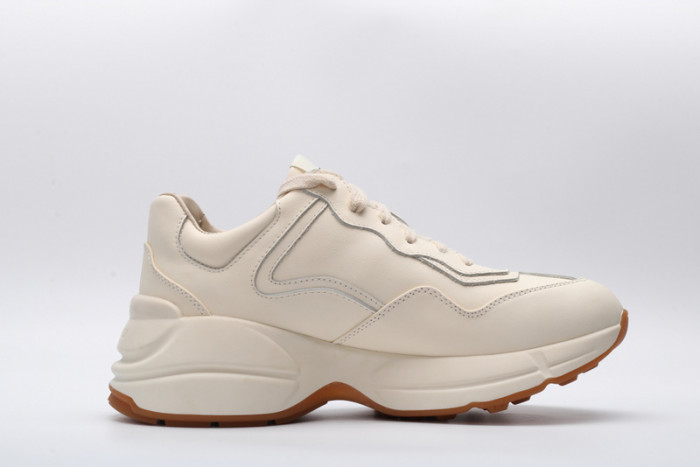 G*u*i sneaker g1000071