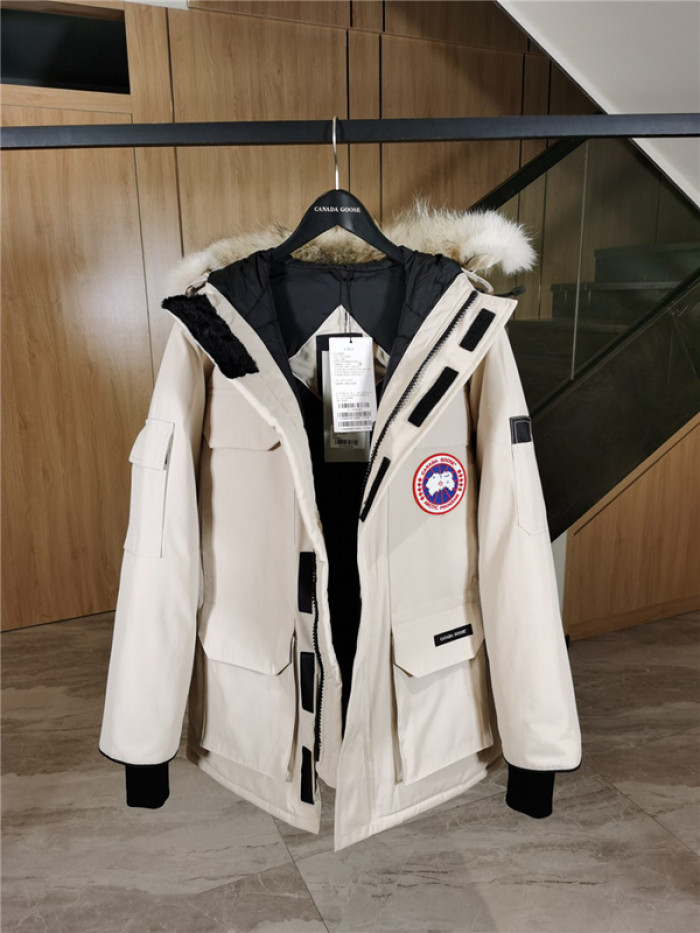 Can*a Go*e down jacket