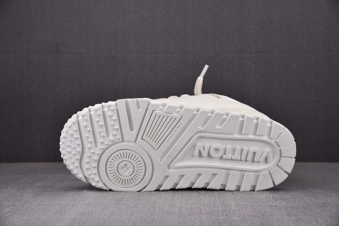 l&v trainer maxi white