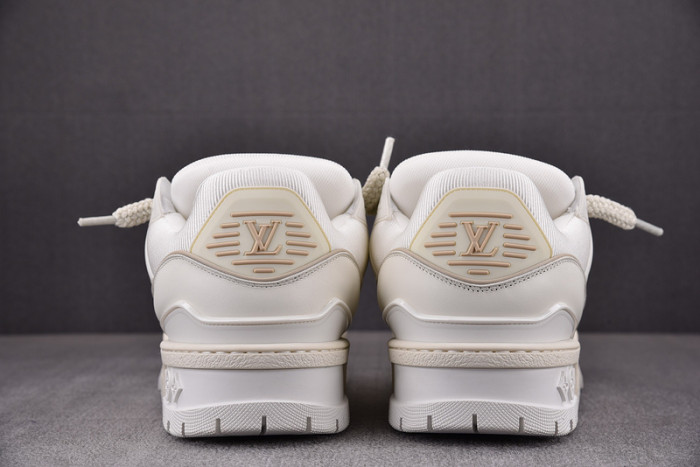 l&v trainer maxi white