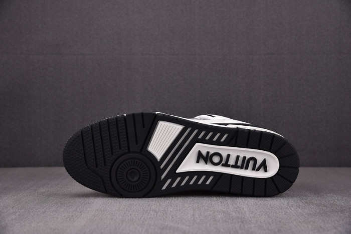 l&v trainer white and black