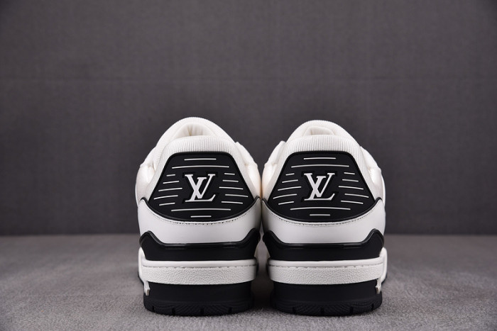 l&v trainer white and black