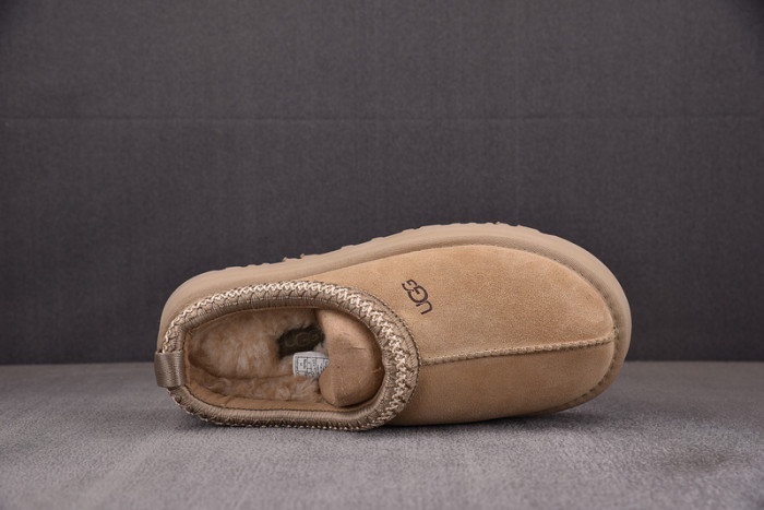 UGG SANDALS UG100007