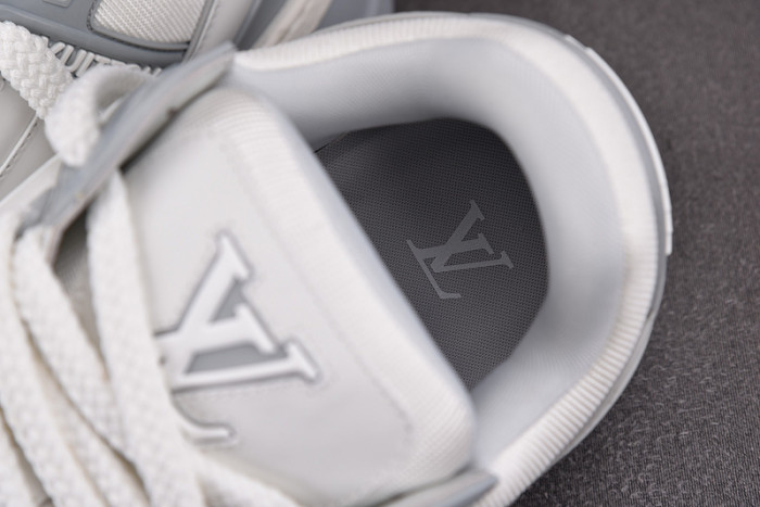 l&v trainer maxi gris